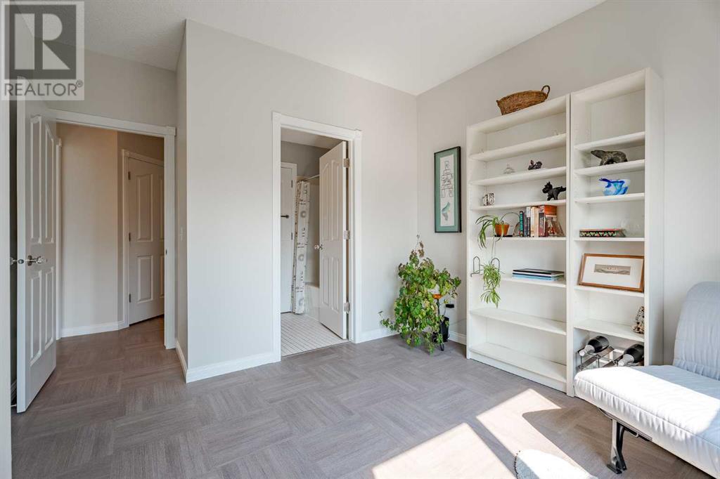 Single Family House for Sale in    Avenue NE Mayland Heights Calgary 