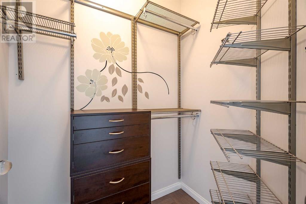 Single Family House for Sale in    Avenue NE Mayland Heights Calgary 