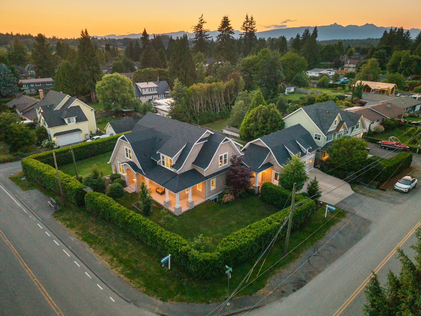 Photo 1 of 22843 88 Avenue, Langley BC