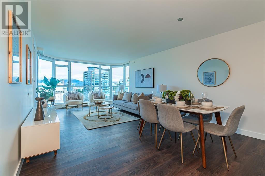 Photo 4 of 2405 888 Hamilton Street, Vancouver BC