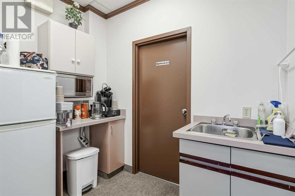 Office for Sale in    Avenue NE South Airways Calgary 