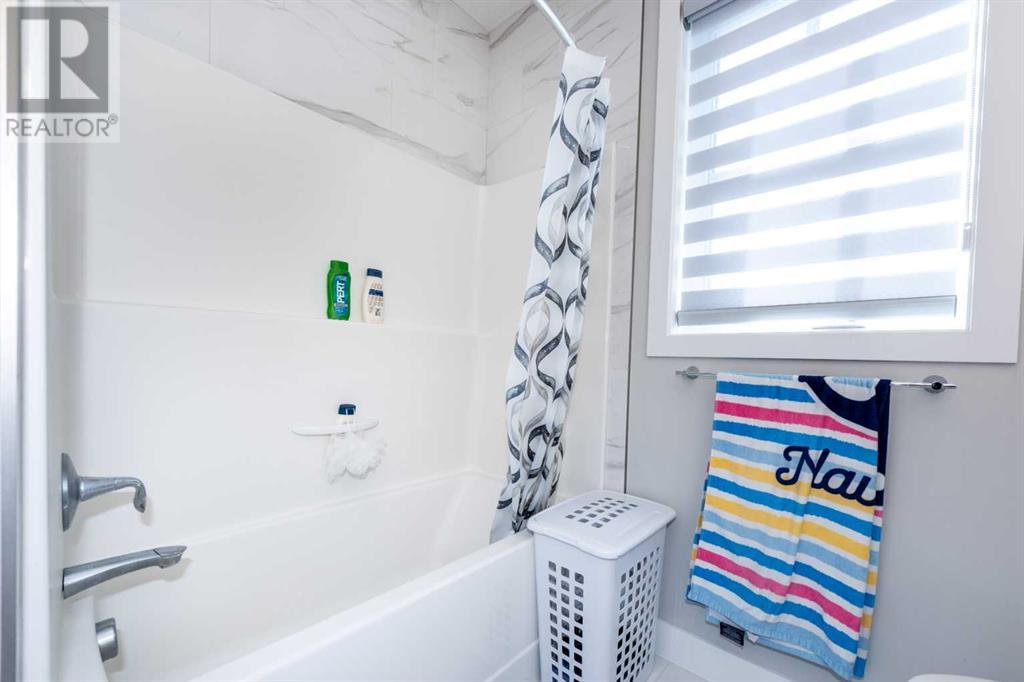 Single Family House for Sale in  Carringvue Manor NW Carrington Calgary 