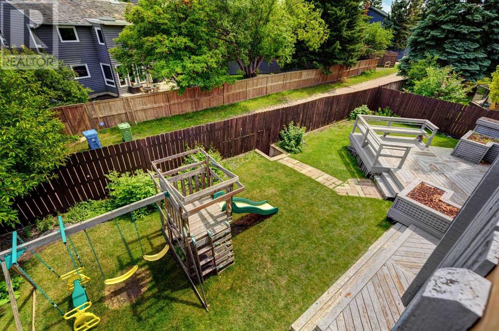 Single Family House for Sale in  Oakmount Way SW Oakridge Calgary 