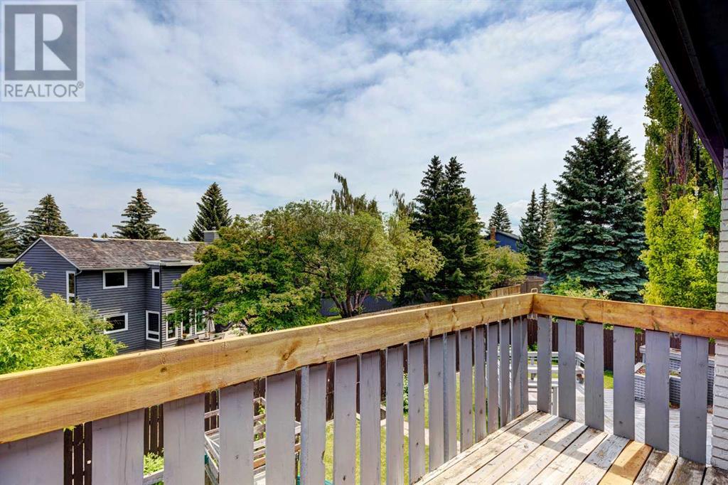 Single Family House for Sale in  Oakmount Way SW Oakridge Calgary 