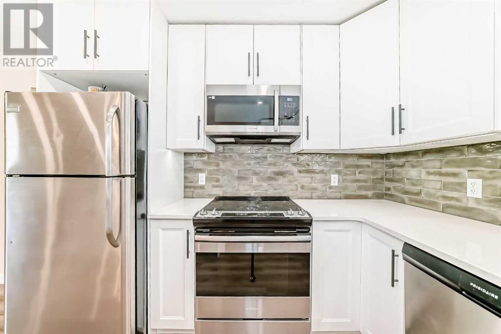 Single Family House for Sale in  Southdale Road SW Southwood Calgary 