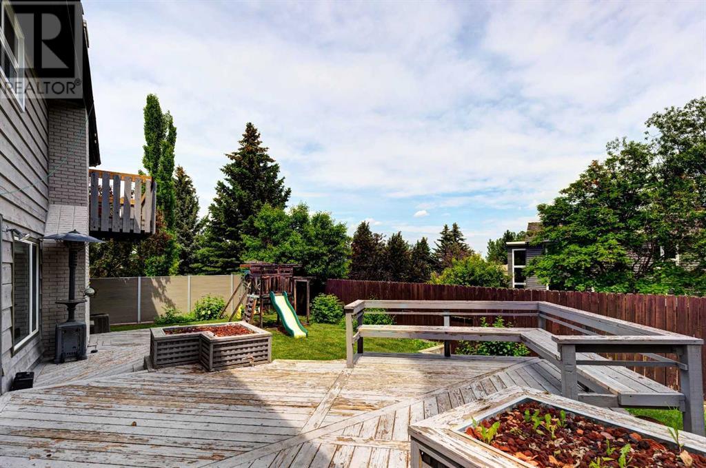 Single Family House for Sale in  Oakmount Way SW Oakridge Calgary 