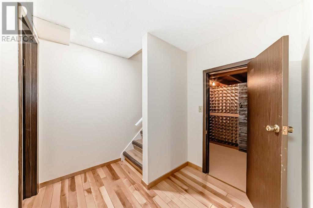 Single Family House for Sale in  Southdale Road SW Southwood Calgary 