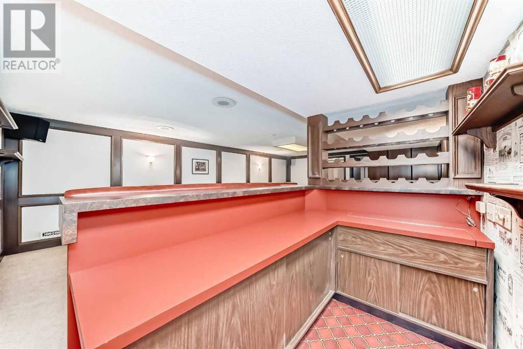 Single Family House for Sale in  Southdale Road SW Southwood Calgary 