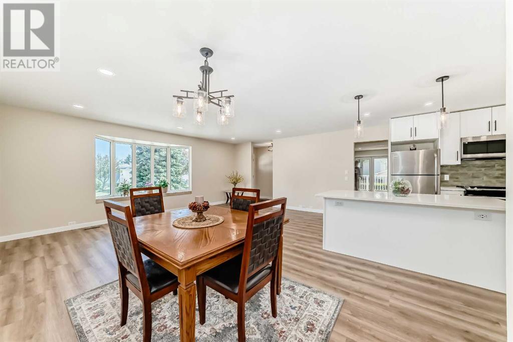 Single Family House for Sale in  Southdale Road SW Southwood Calgary 