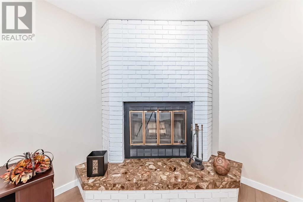 Single Family House for Sale in  Southdale Road SW Southwood Calgary 