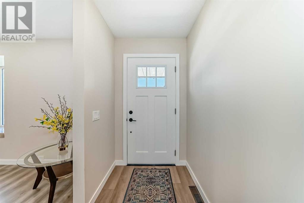 Single Family House for Sale in  Southdale Road SW Southwood Calgary 