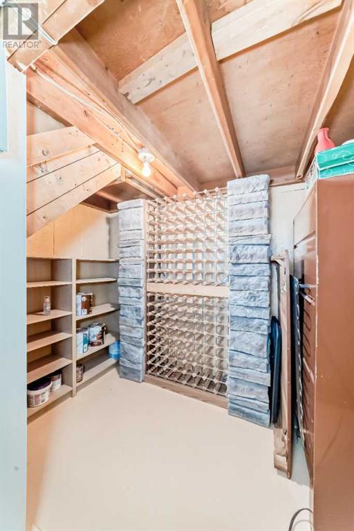 Single Family House for Sale in  Southdale Road SW Southwood Calgary 