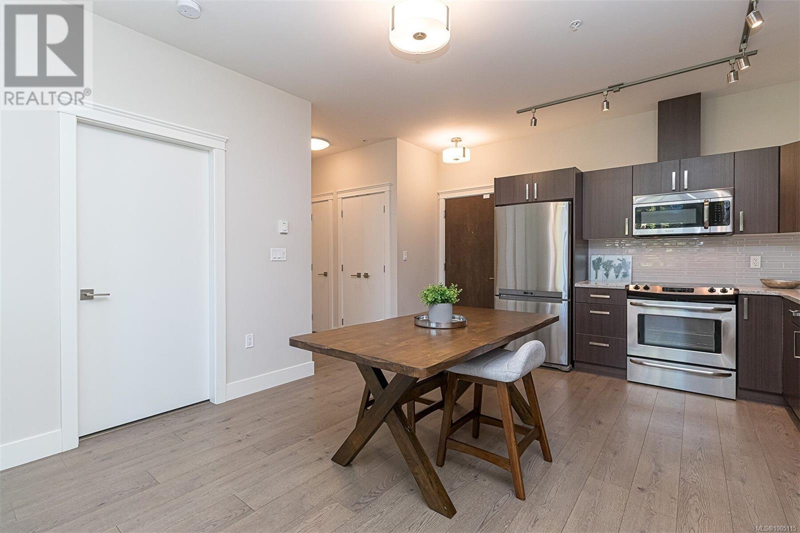 #406 1900 WATKISS WAY - Image 10