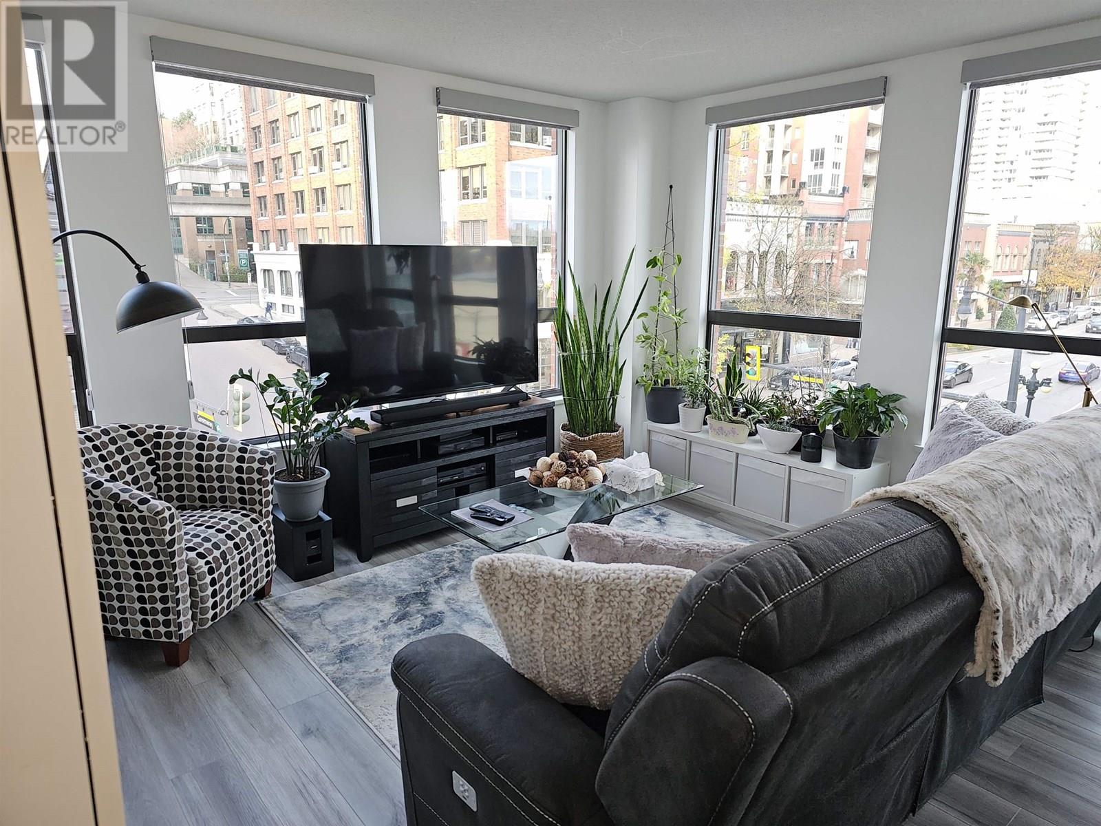 Photo 14 of 404 14 Begbie Street, New Westminster BC
