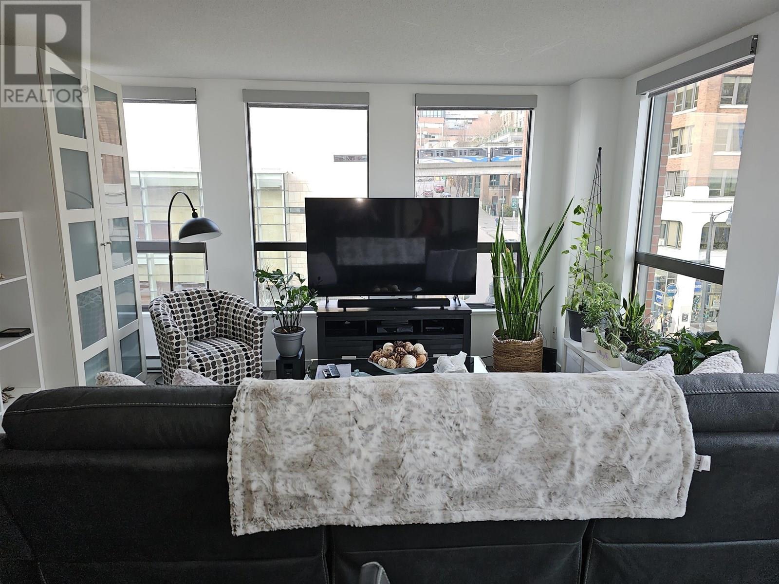 Photo 21 of 404 14 Begbie Street, New Westminster BC