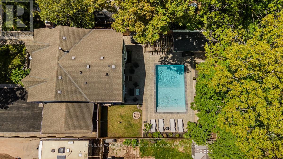 Photo 9 of 5253 Bromley Road, Burlington ON