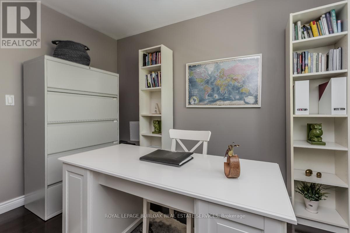 Photo 13 of 5253 Bromley Road, Burlington ON