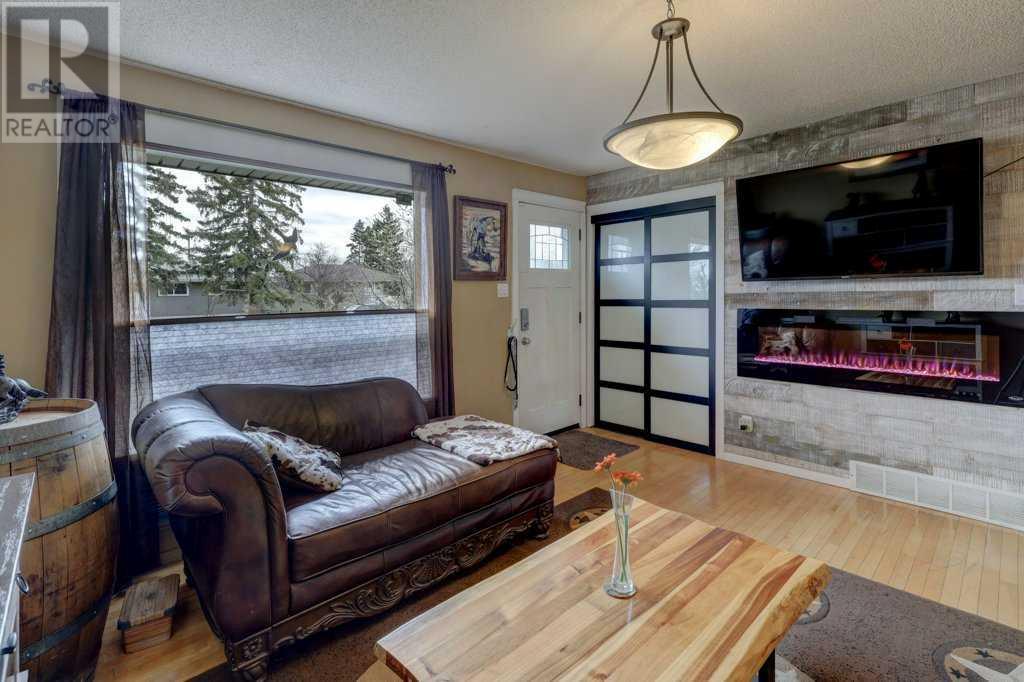 Single Family House Bungalow for Sale in   Street SE Forest Lawn Calgary 