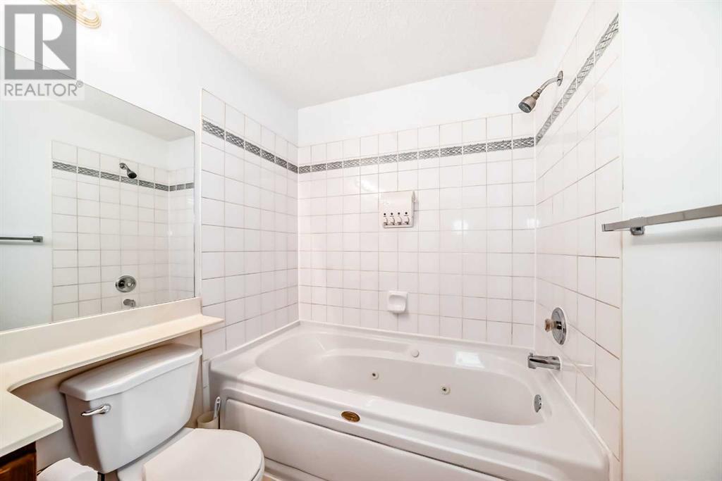 Single Family House for Sale in  Coventry Hills Way NE Coventry Hills Calgary 