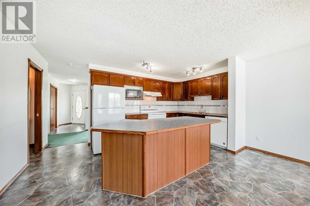 Single Family House for Sale in  Coventry Hills Way NE Coventry Hills Calgary 