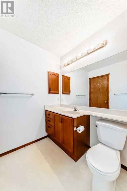 Single Family House for Sale in  Coventry Hills Way NE Coventry Hills Calgary 
