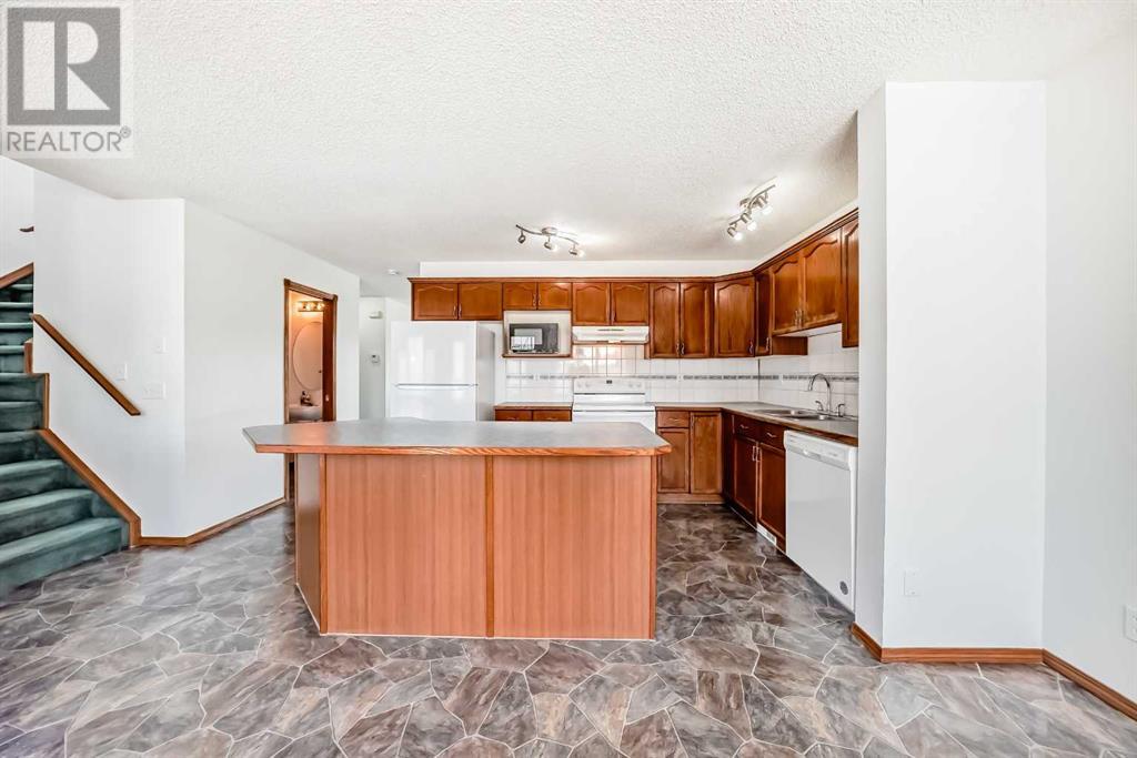 Single Family House for Sale in  Coventry Hills Way NE Coventry Hills Calgary 
