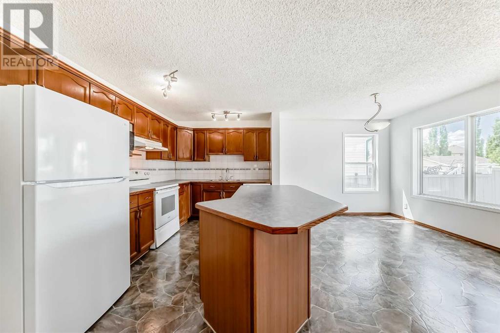 Single Family House for Sale in  Coventry Hills Way NE Coventry Hills Calgary 