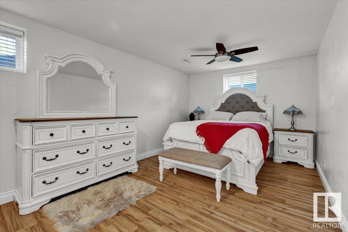 Photo 21 of 56 Lunnon Dr, Gibbons AB