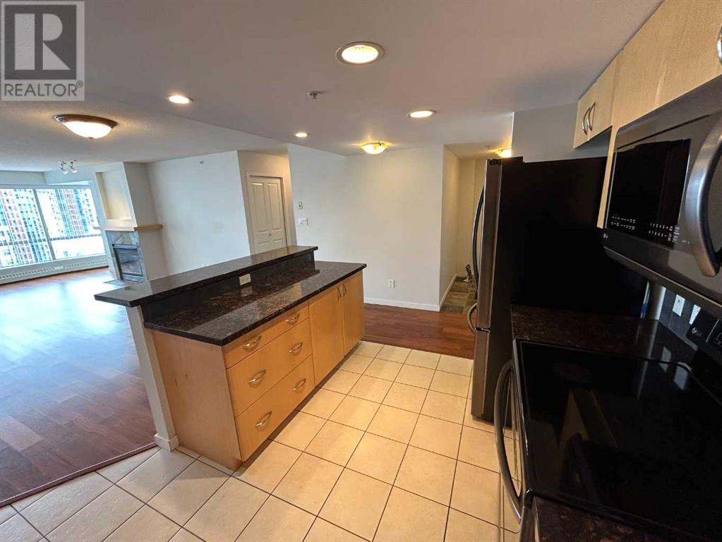 Single Family House for Sale in    Avenue SW Downtown West End Calgary 
