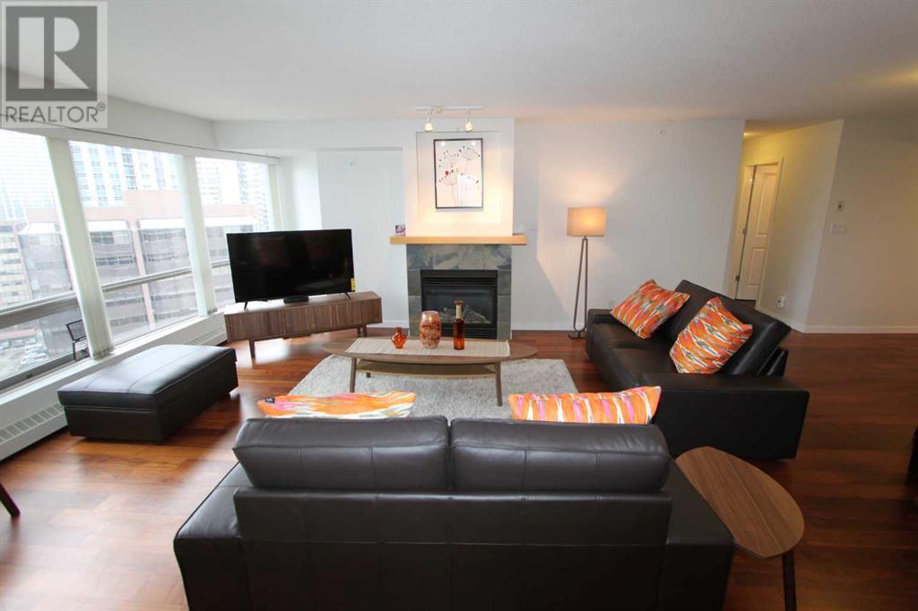 Single Family House for Sale in    Avenue SW Downtown West End Calgary 