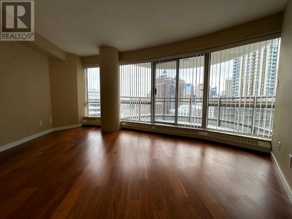 Single Family House for Sale in    Avenue SW Downtown West End Calgary 