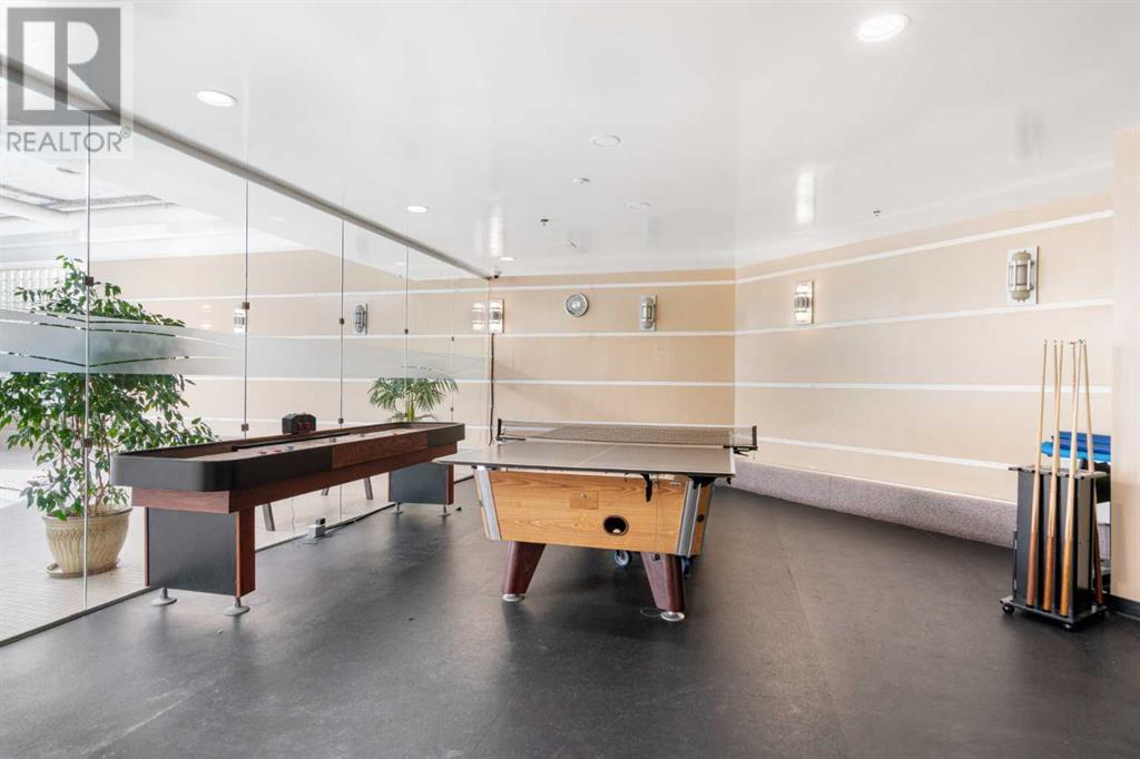 Single Family House for Sale in    Avenue SW Downtown West End Calgary 