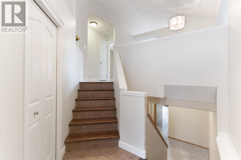 Single Family House Bi-level for Sale in  Hidden Ranch Road Hidden Valley Calgary 