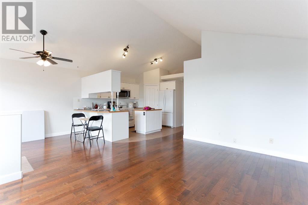 Single Family House Bi-level for Sale in  Hidden Ranch Road Hidden Valley Calgary 