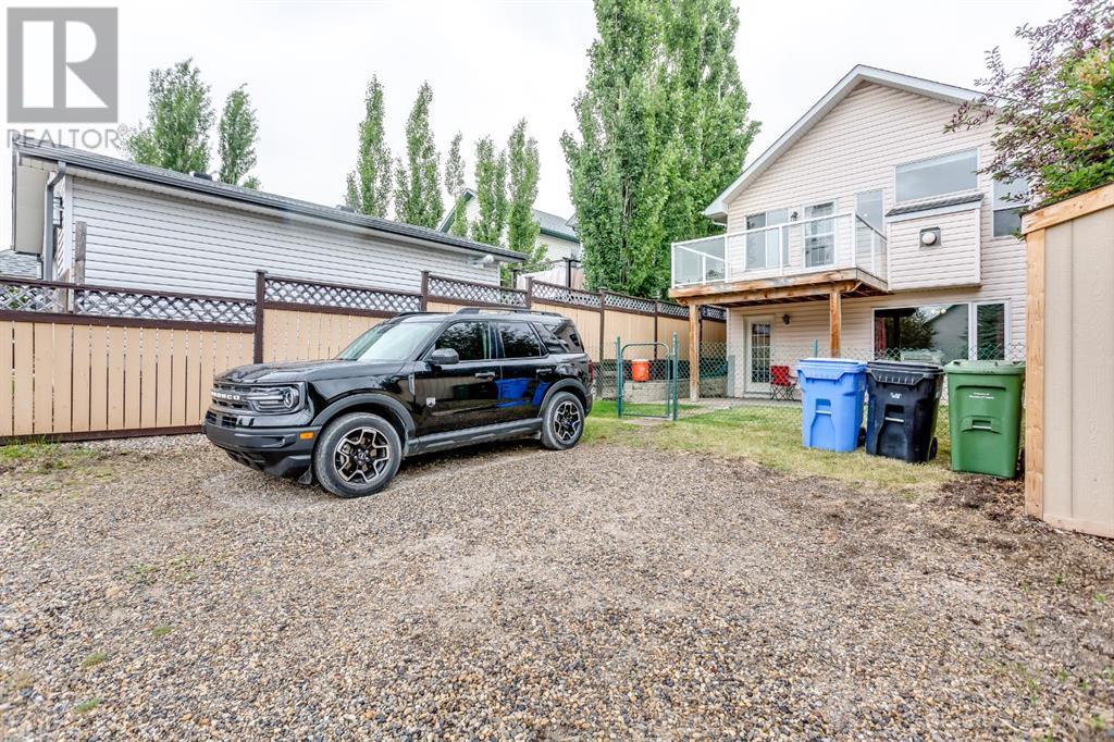 Single Family House Bi-level for Sale in  Hidden Ranch Road Hidden Valley Calgary 