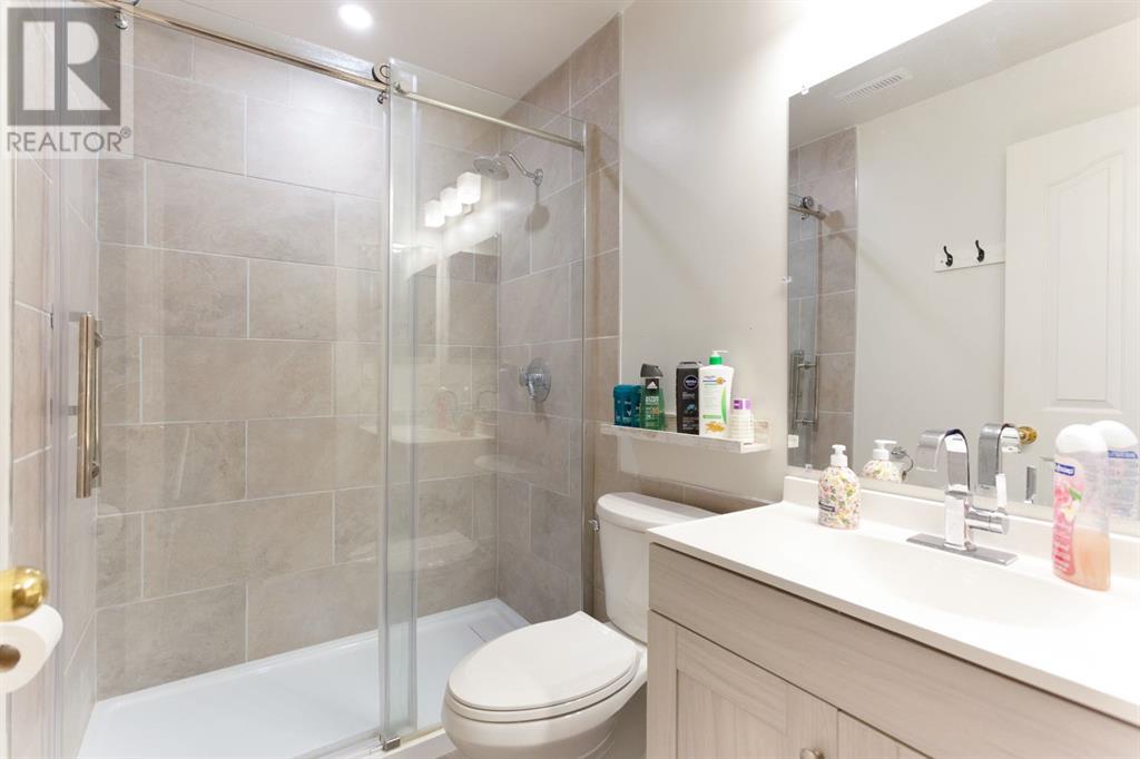 Single Family House Bi-level for Sale in  Hidden Ranch Road Hidden Valley Calgary 