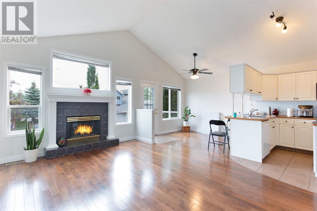 Single Family House Bi-level for Sale in  Hidden Ranch Road Hidden Valley Calgary 