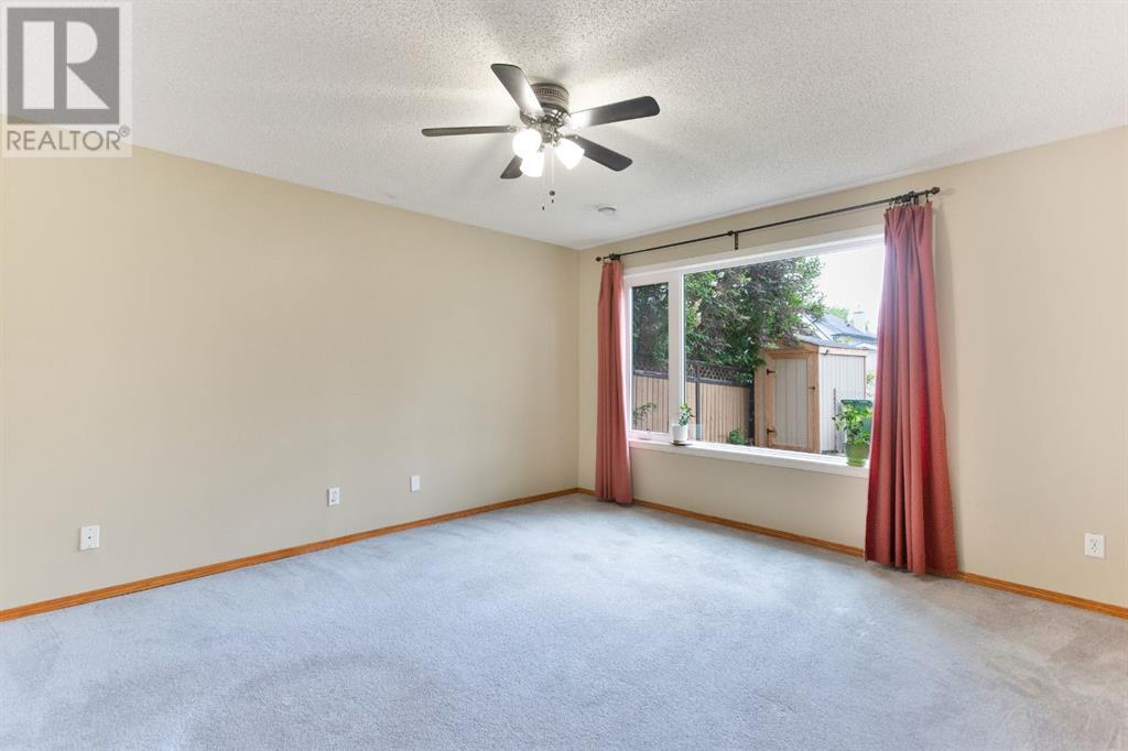 Single Family House Bi-level for Sale in  Hidden Ranch Road Hidden Valley Calgary 