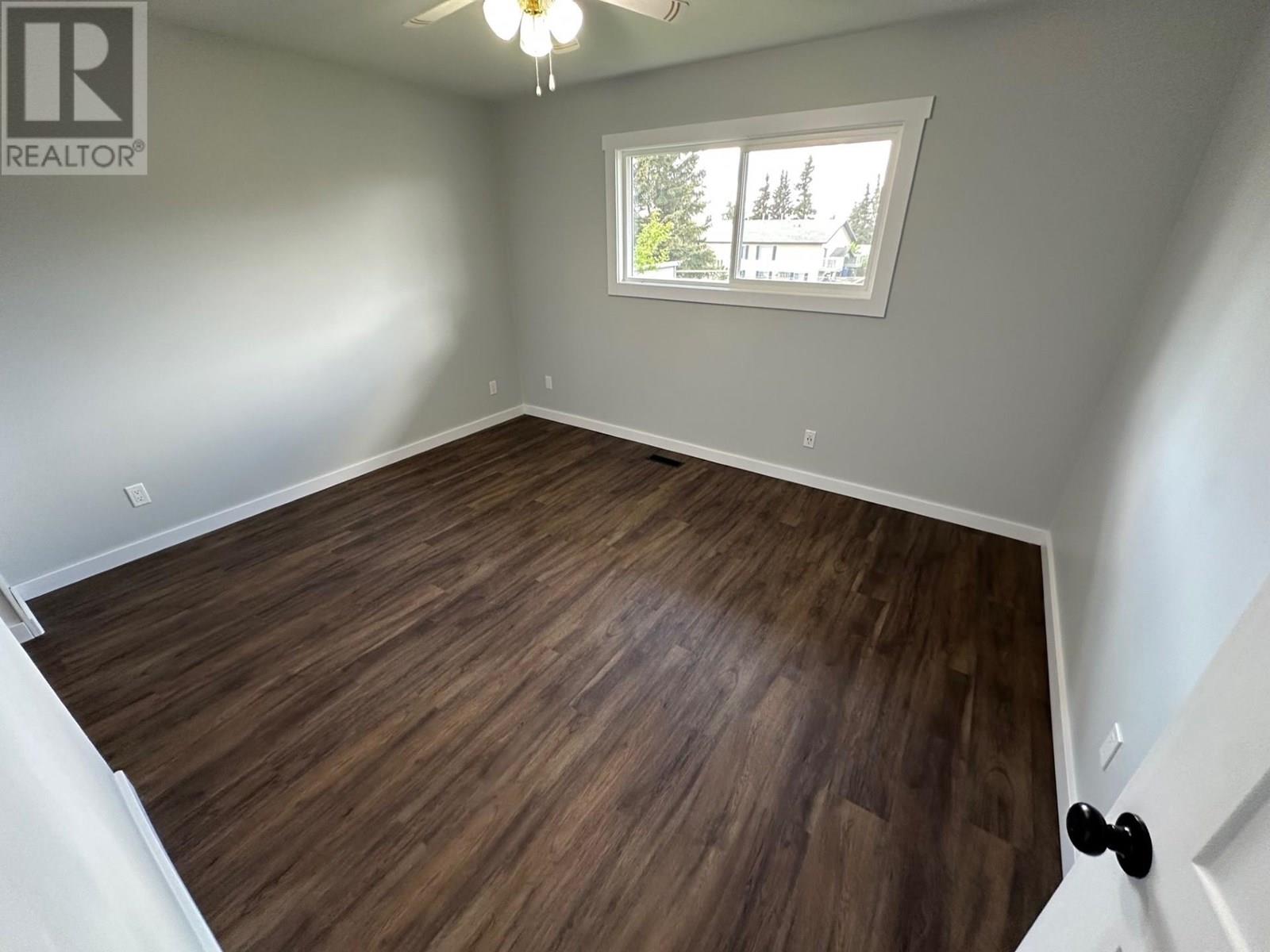 Photo 9 of 9207 99 Avenue, Fort St John BC