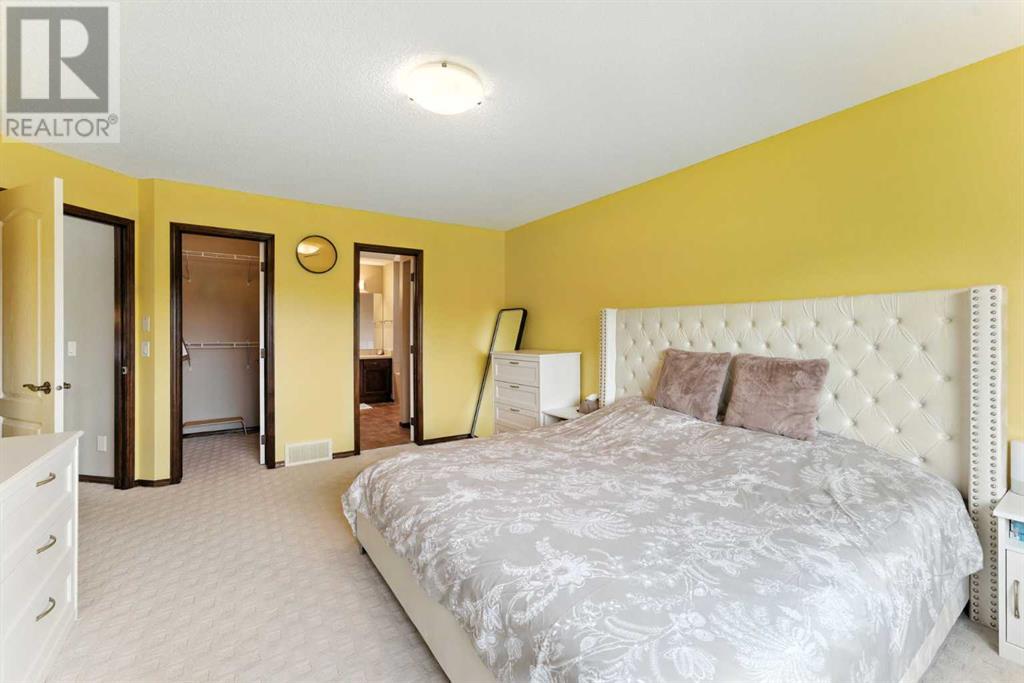 Single Family House for Sale in  Chaparral Valley Terrace SE Chaparral Calgary 