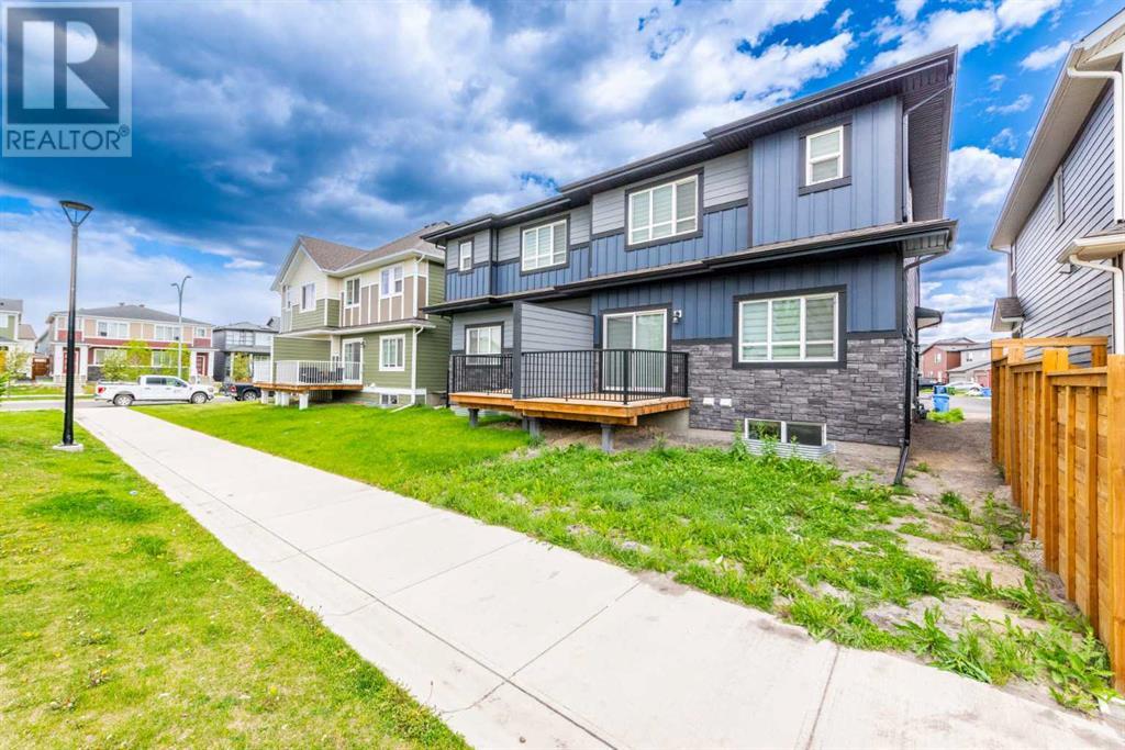 Single Family House for Sale in  Walcrest Lane SE Walden Calgary 