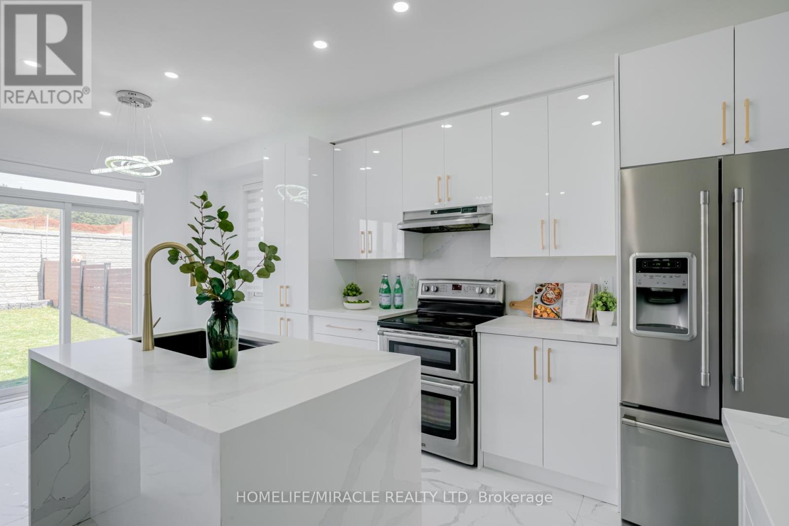 Photo 44 of 69 Sutcliffe Way, New Tecumseth ON