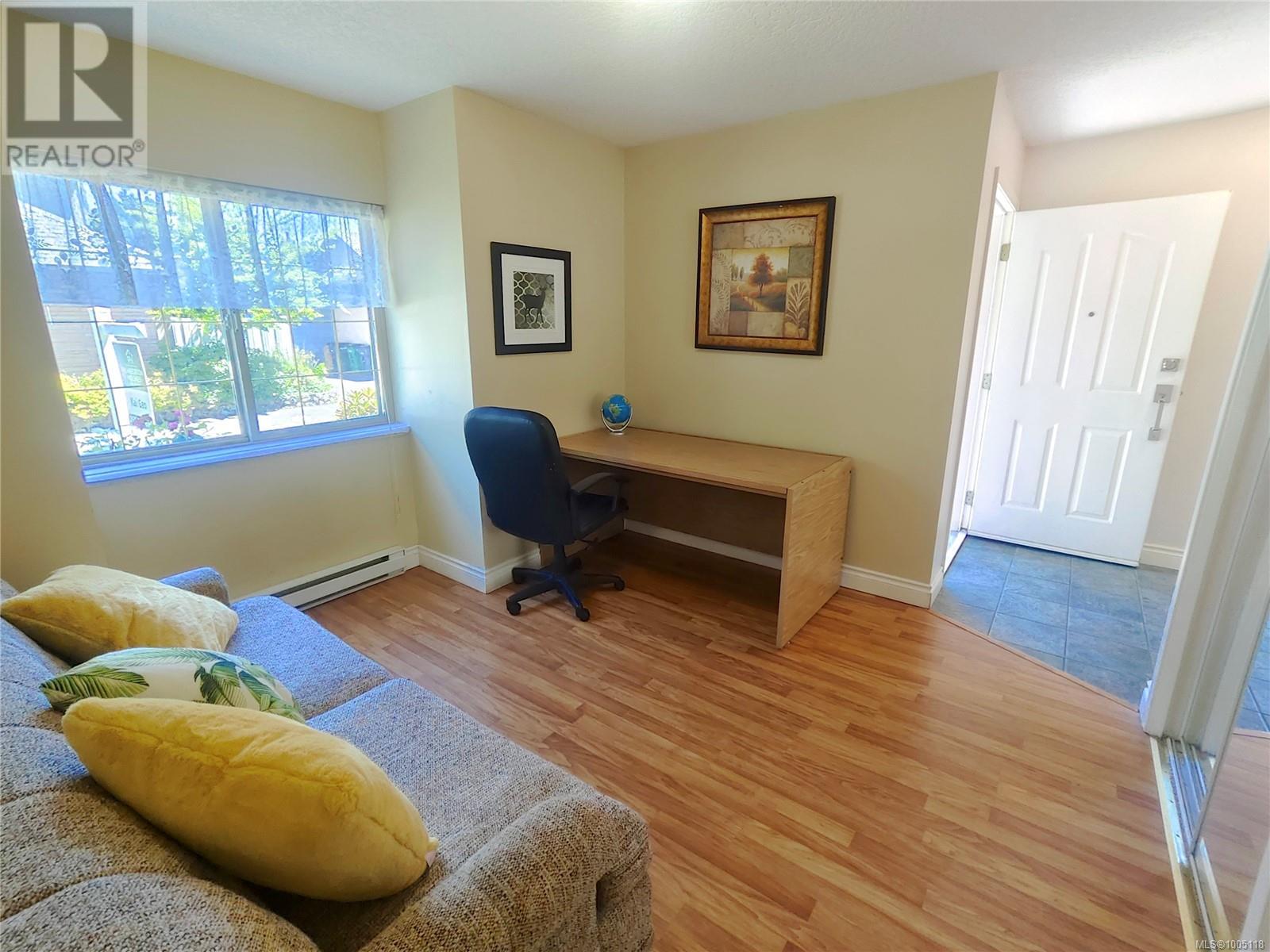 #2 1809 MCKENZIE AVE - Image 13