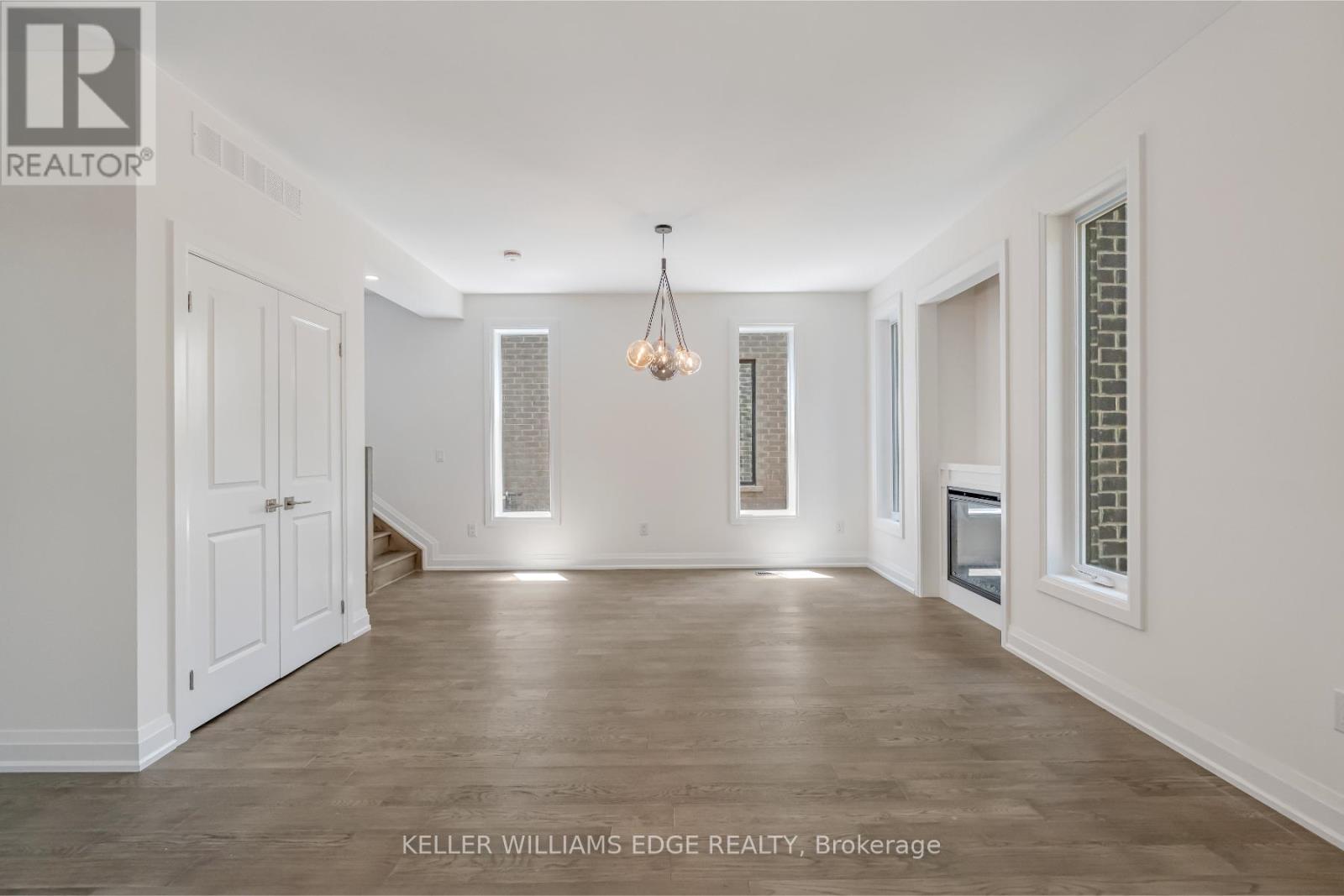 Photo 12 of 6 2154 Walkers Line, Burlington ON