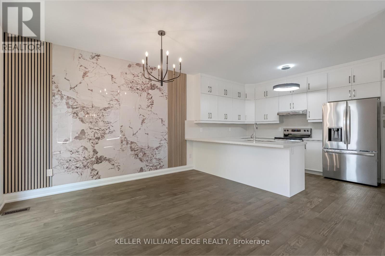 Photo 8 of 6 2154 Walkers Line, Burlington ON
