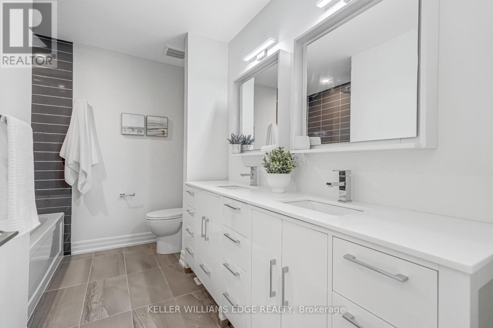 Photo 24 of 7 2154 Walkers Line, Burlington ON