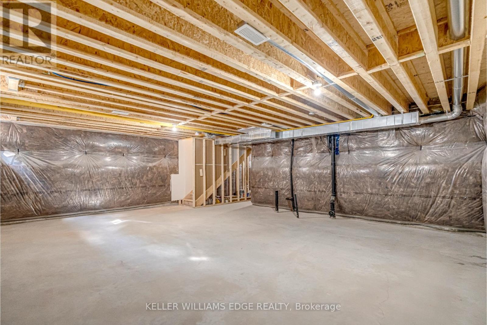 Photo 21 of 1 2154 Walkers Line, Burlington ON
