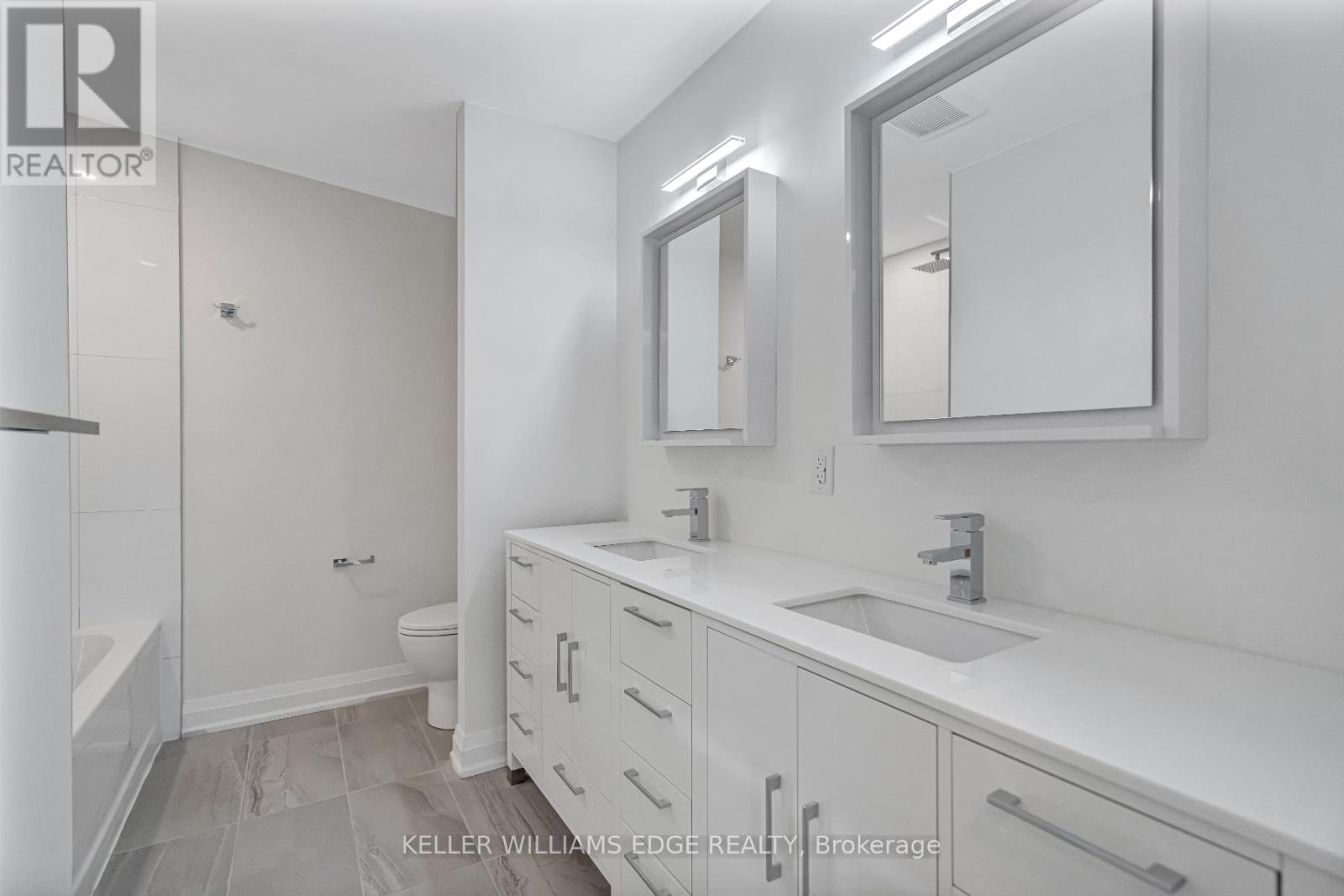 Photo 21 of 4 2154 Walkers Line, Burlington ON