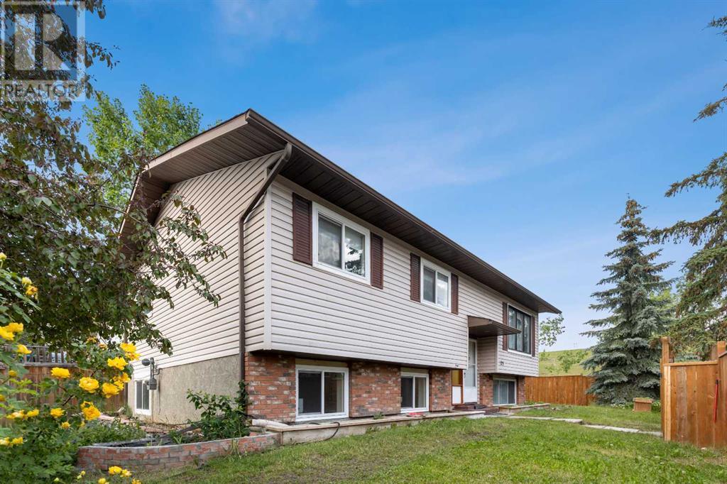 125 Ranchero Rise NW, Calgary, Alberta
