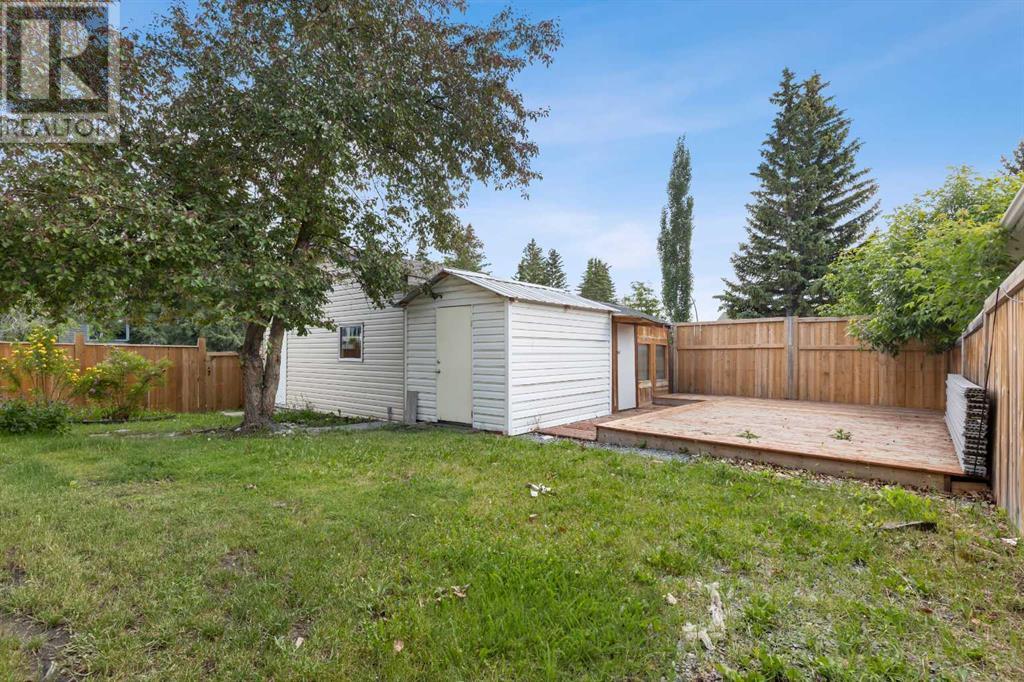 Single Family House Bi-level for Sale in  Ranchero Rise NW Ranchlands Calgary 